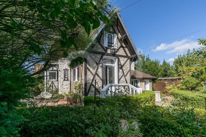 Image Façade à  propriété agricole de Sucy-en-Brie