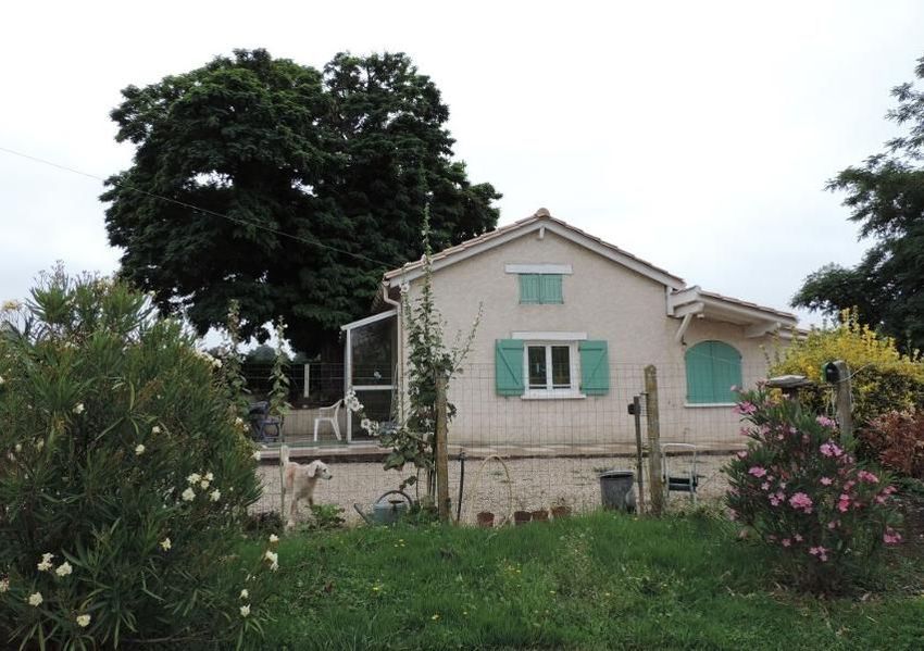 Image Façade à  maison individuelle de Pineuilh