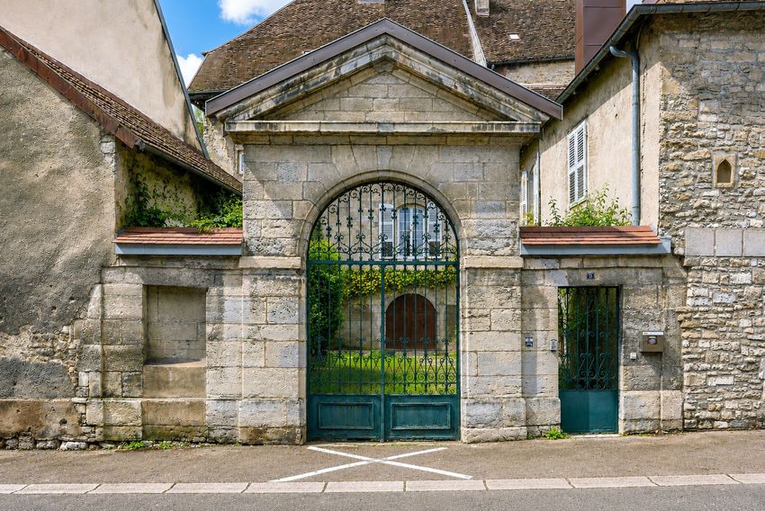 Image Façade à  maison de maître de Baume-les-Dames