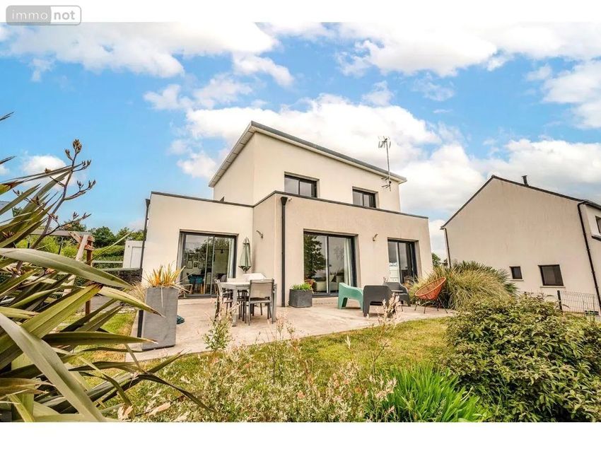 Image Façade à  villa de Briec