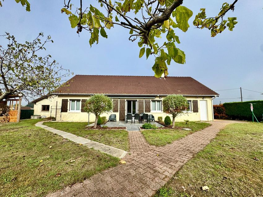 Image Façade à  maison individuelle de Lury-sur-Arnon