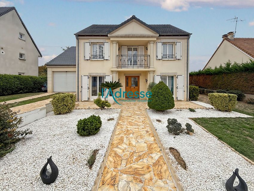 Image Façade à  maison individuelle de Bouafle