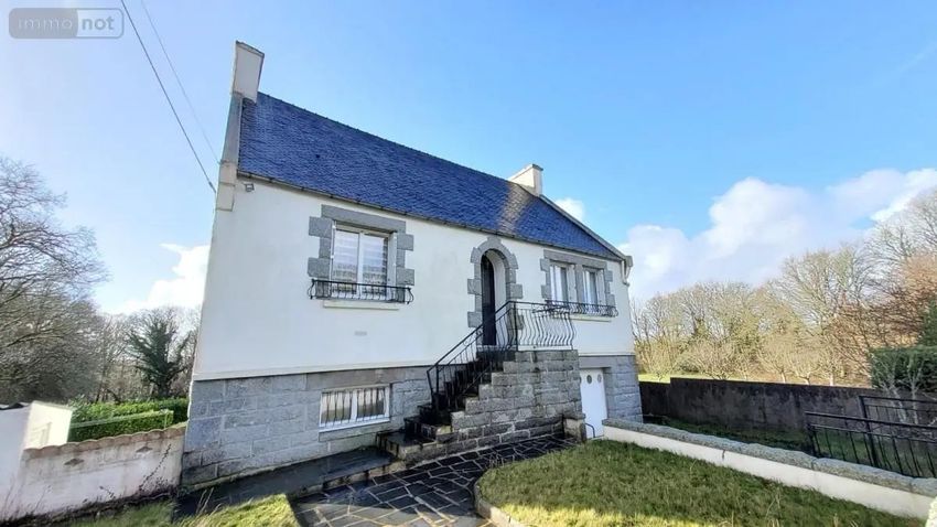 Image Façade à  maison individuelle de Brennilis
