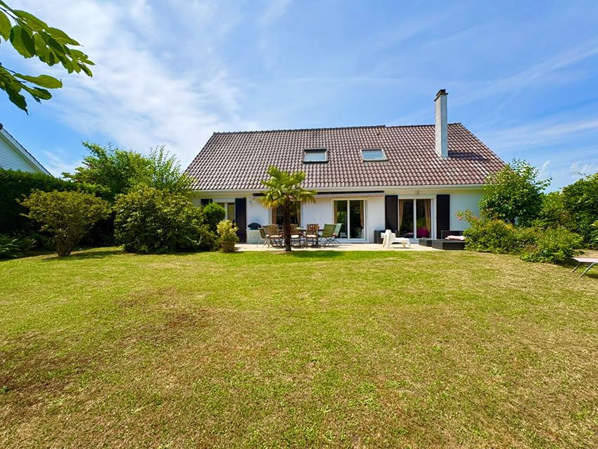 Image Façade à  maison individuelle de Plaisir