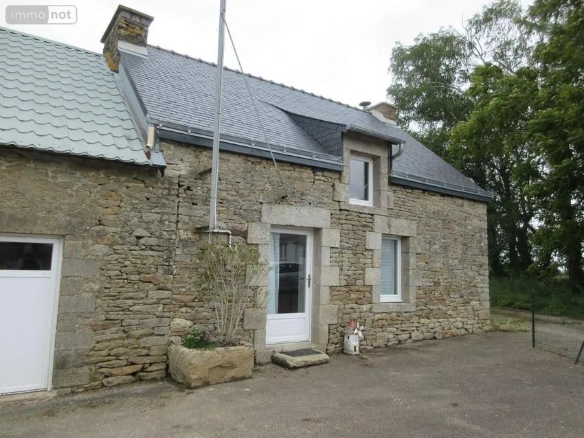 Image Façade à  maison individuelle de Radenac