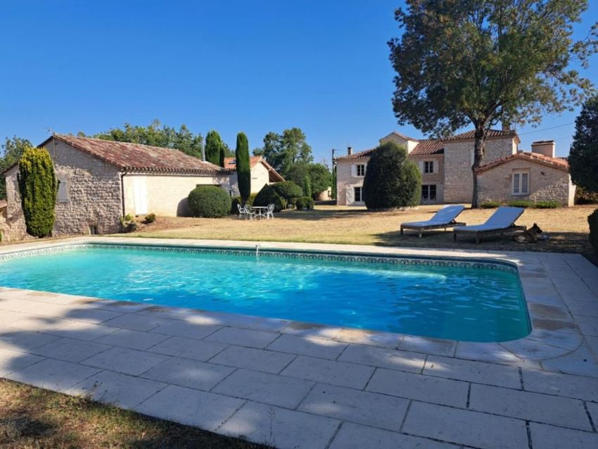 Image Piscine à  propriété agricole de Albi
