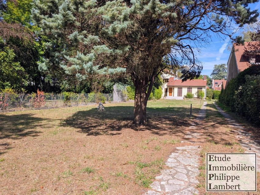 Image Jardin à  maison individuelle de Bois-le-Roi
