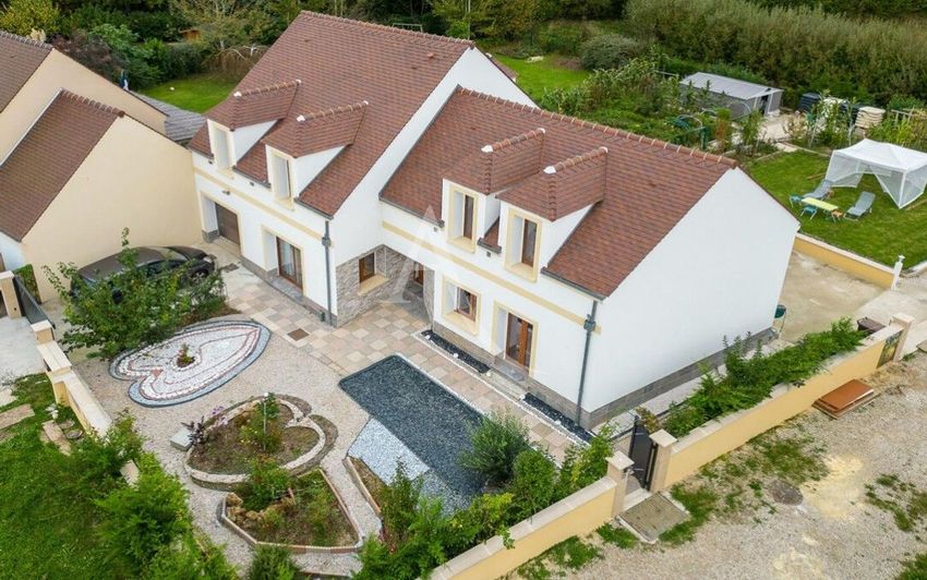 Image Façade à  maison individuelle de Meaux