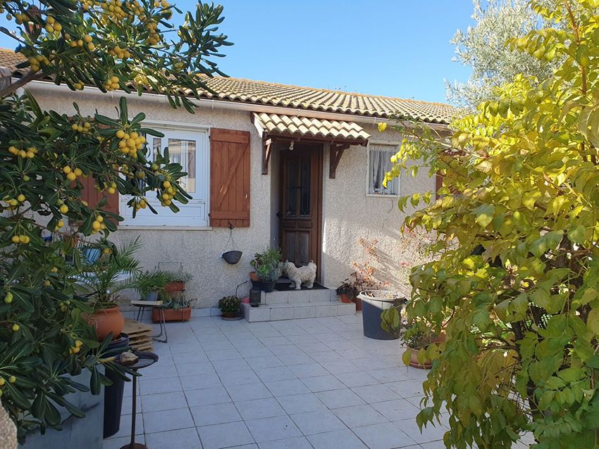 Image Façade à  maison individuelle de Bessan