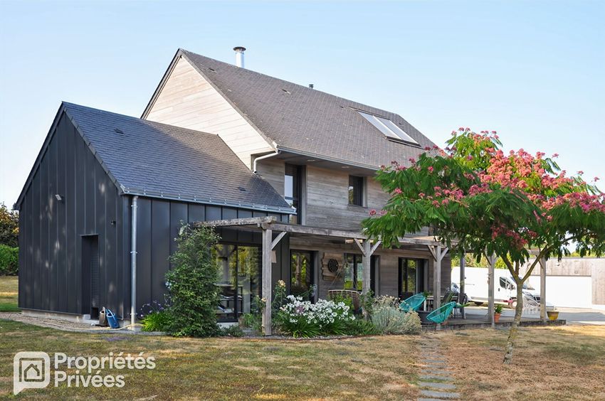 Image Façade à  maison individuelle de Ahuillé