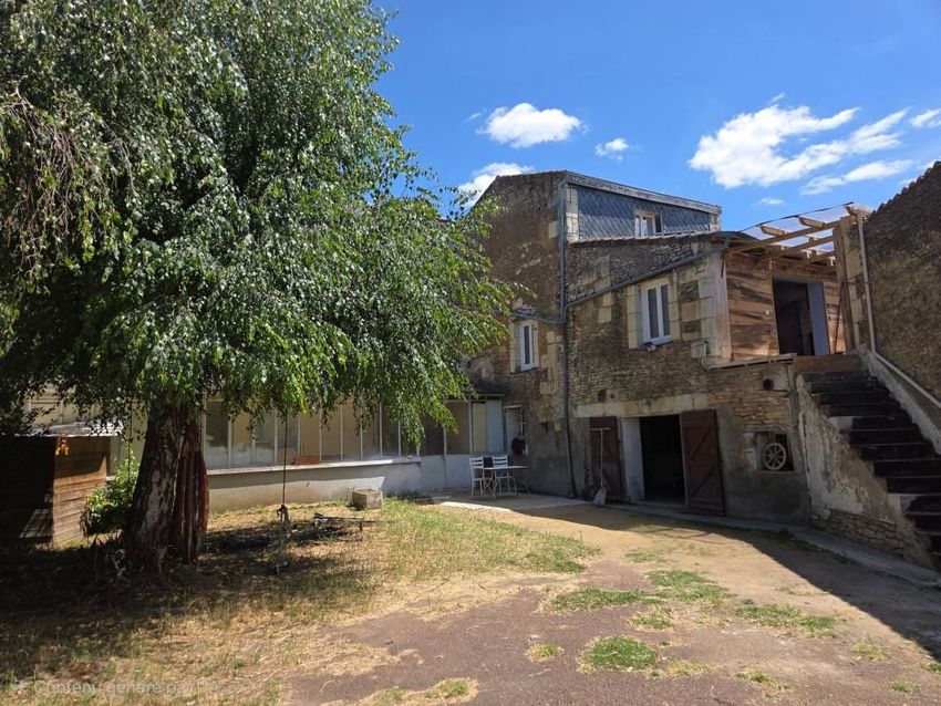 Image Façade à  maison individuelle de Arçay