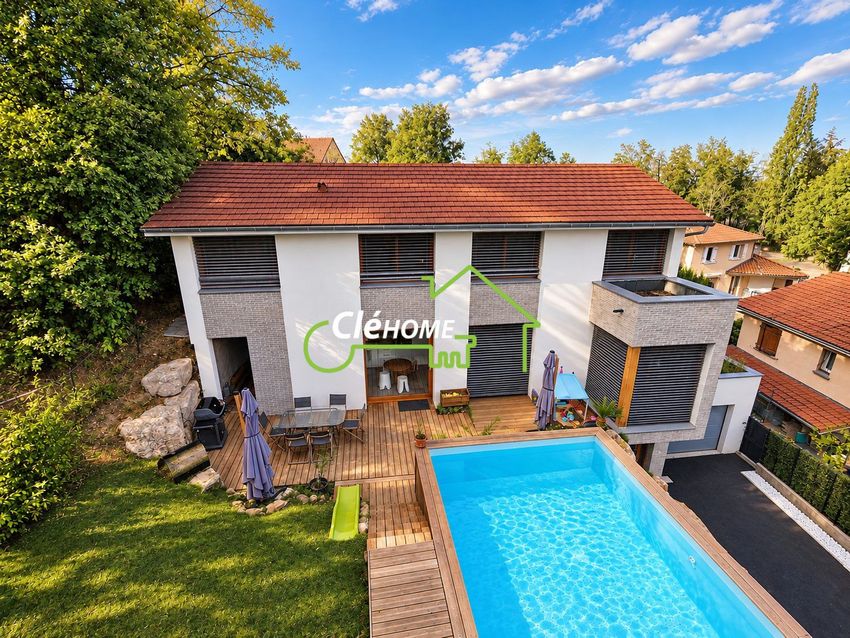 Image Piscine à  maison individuelle de Lentilly