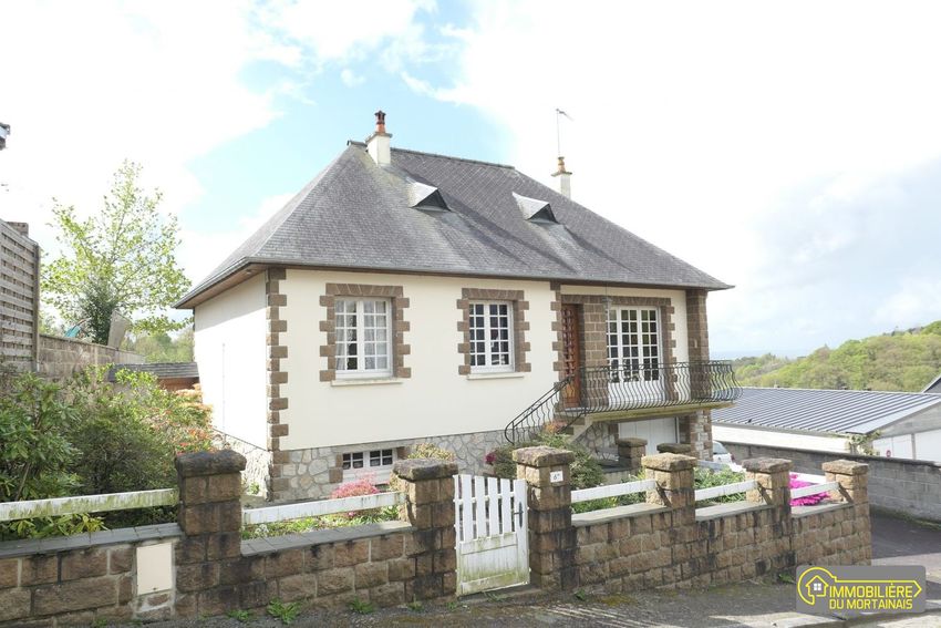 Image Façade à  maison individuelle de Mortain-Bocage