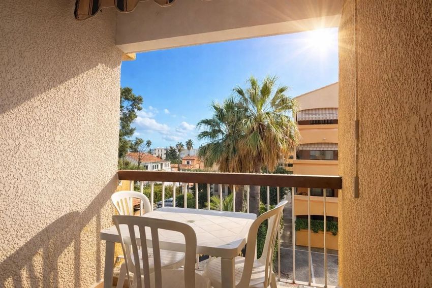 Image Terrasse à studio de La Seyne-sur-Mer