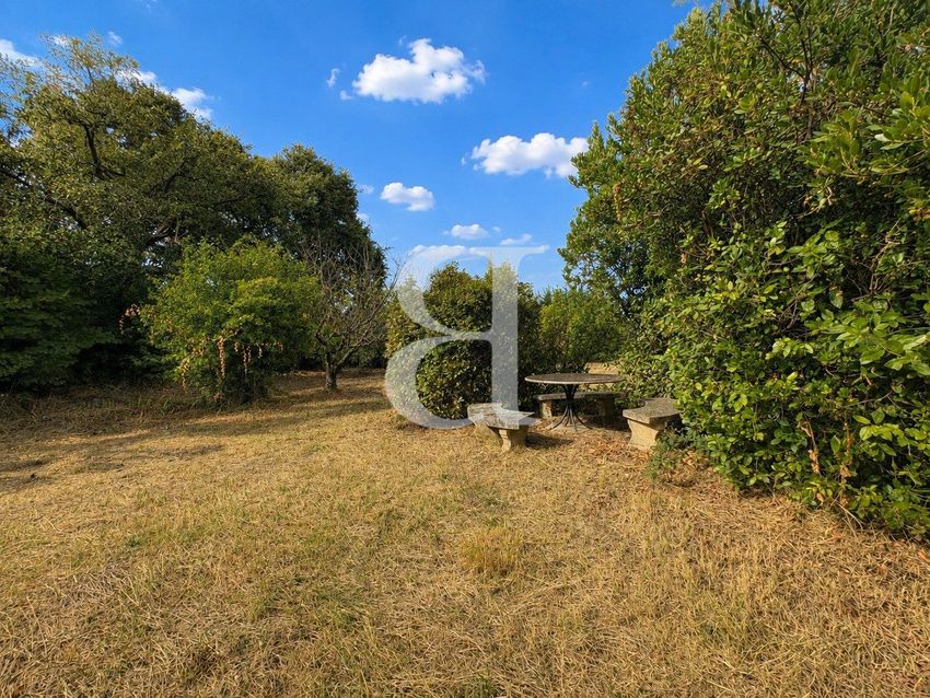Image de terrain à L'Isle-sur-la-Sorgue
