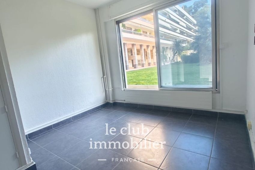 Image Terrasse à appartement de Marseille 8e Arrondissement