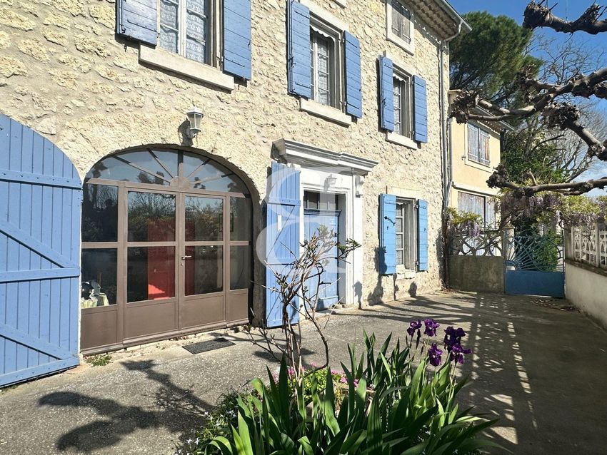 Image Façade à  maison individuelle de Velleron
