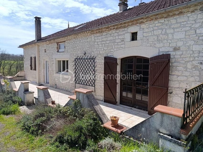 Image Façade à  maison individuelle de Montaigu-de-Quercy