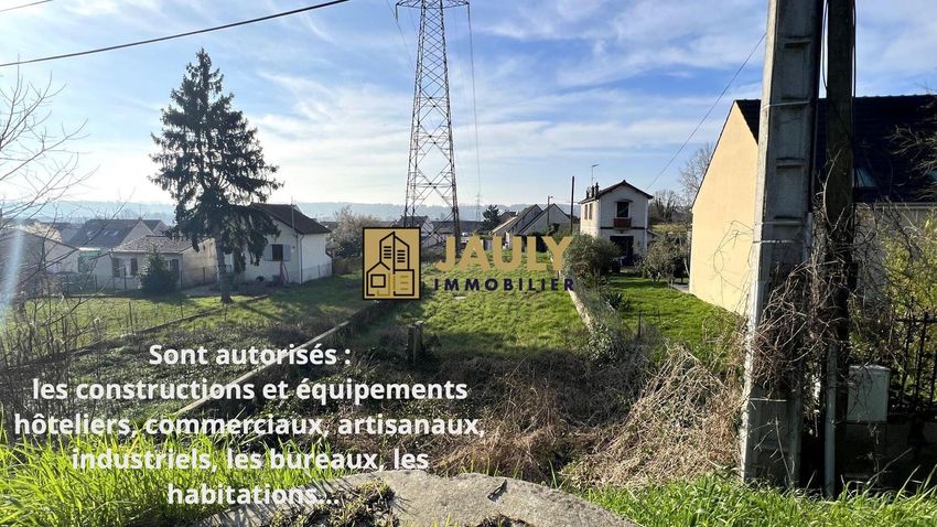 Image de terrain à 25 Street Pierre Mendes-France