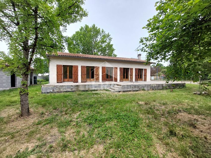 Image Façade à  maison individuelle de Saint-Magne