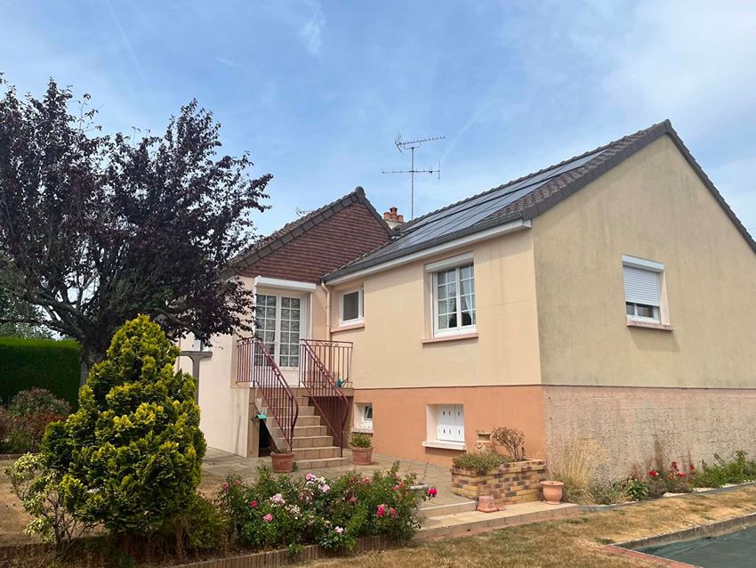 Image Façade à  maison individuelle de Ernée