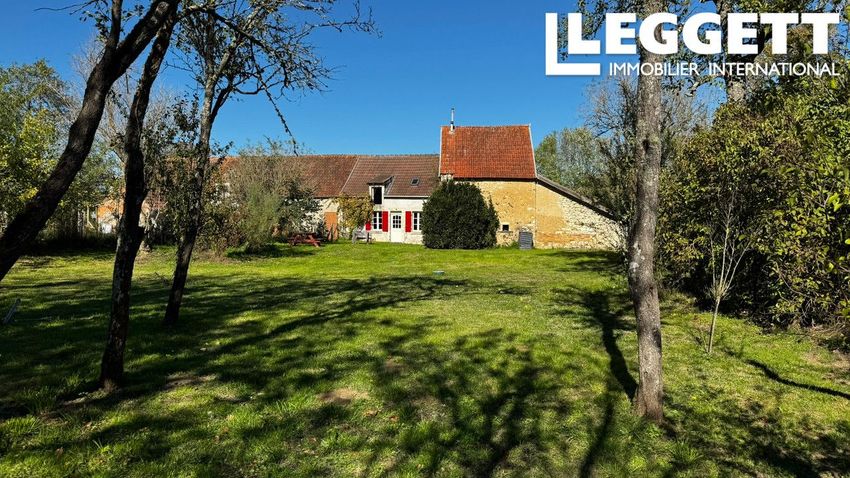 Image Façade à  propriété agricole de Pruniers