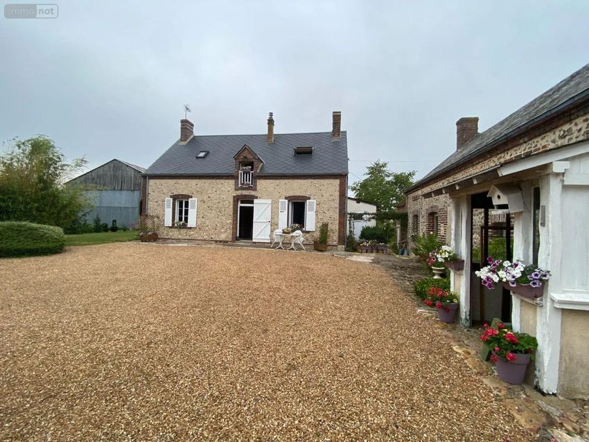 Image Façade à  maison individuelle de Saumeray