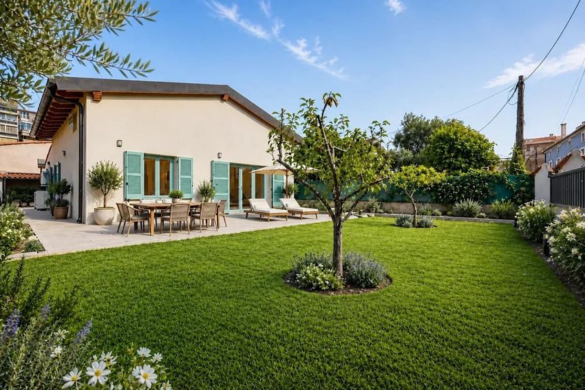 Image Façade à  maison individuelle de Cagnes-sur-Mer