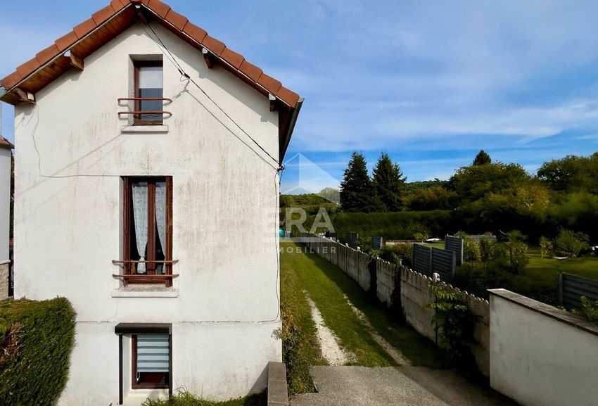 Image Façade à  maison individuelle de Saint-Pierre-lès-Nemours