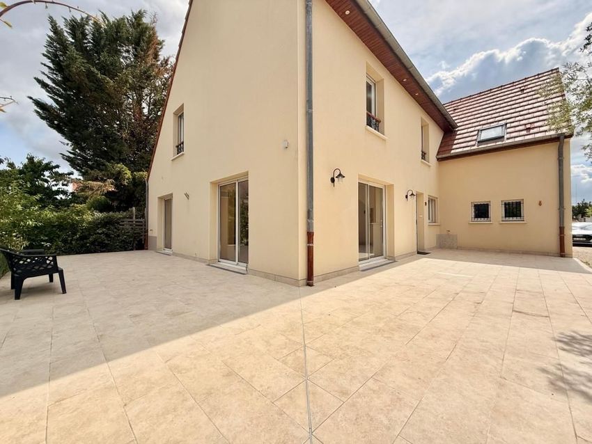 Image Façade à  maison individuelle de Chenôve