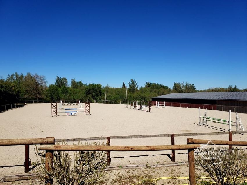 Image de  propriété agricole à Aillas