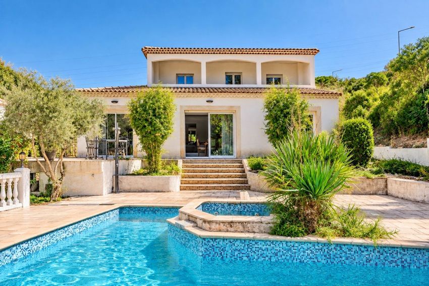 Image Piscine à  maison individuelle de Mimet