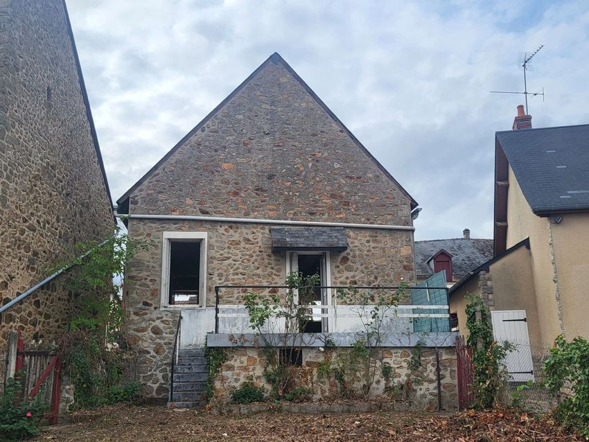 Image Façade à  maison individuelle de Saint-Péreuse