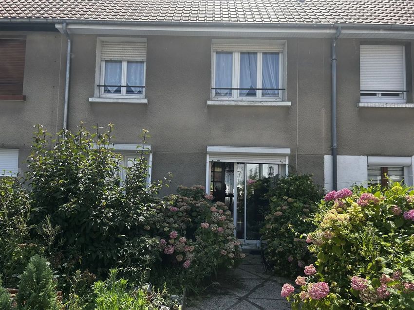 Image Façade à  maison mitoyenne de Desvres