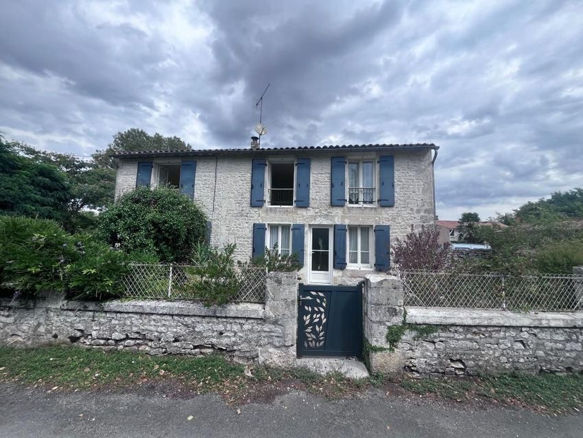 Image Façade à  maison individuelle de Sainte-Ouenne