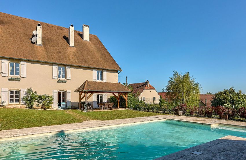 Image Piscine à  manoir de Recologne