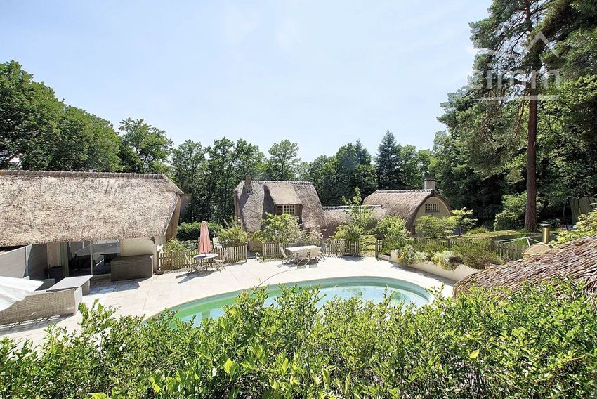 Image Piscine à  maison de maître de Hermeray