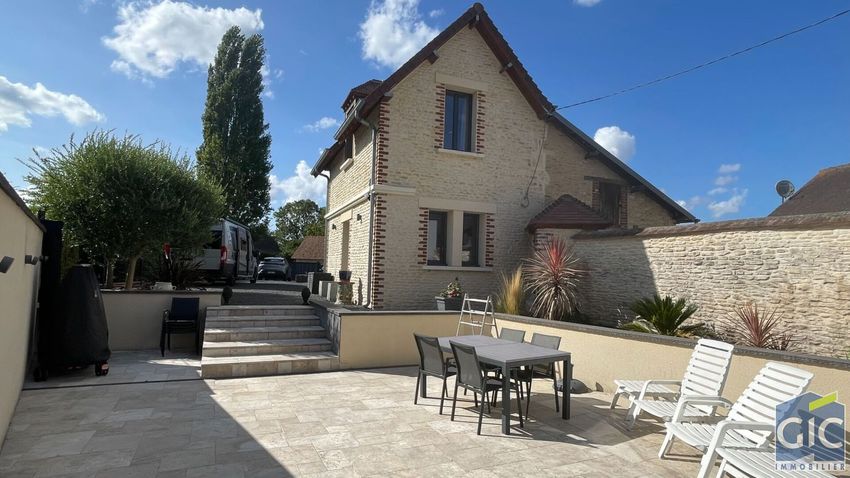 Image Façade à  maison mitoyenne de Méry-Bissières-en-Auge