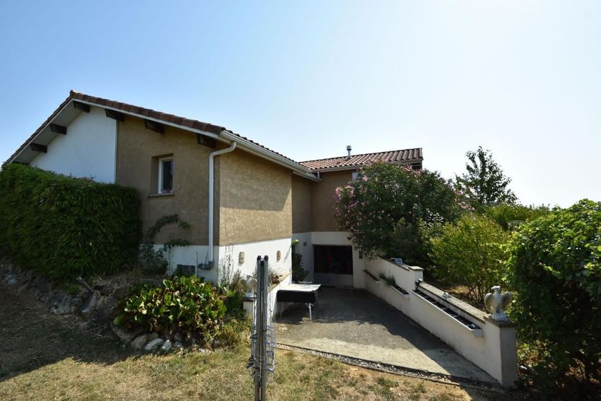 Image Façade à  maison individuelle de Montaut