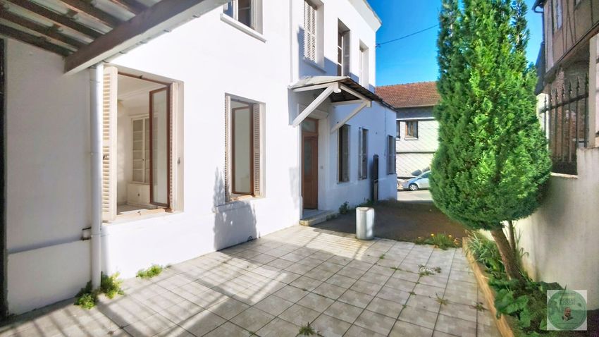 Image Façade à  maison individuelle de Elbeuf