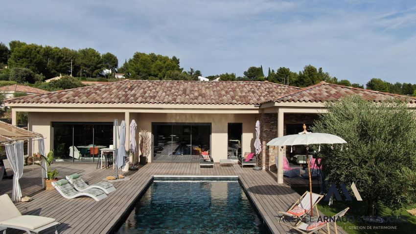 Image Piscine à  maison individuelle de La Cadière-d'Azur