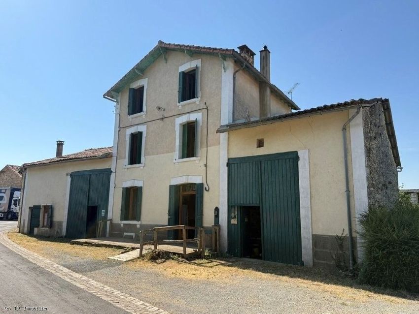 Image Façade à  maison de village de Aunac-sur-Charente