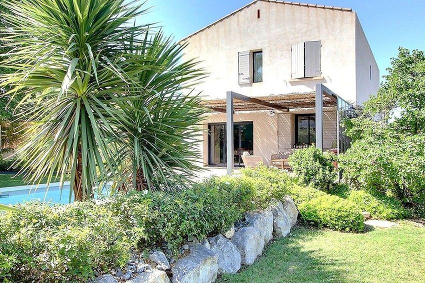 Image Façade à  maison individuelle de Saint-Didier