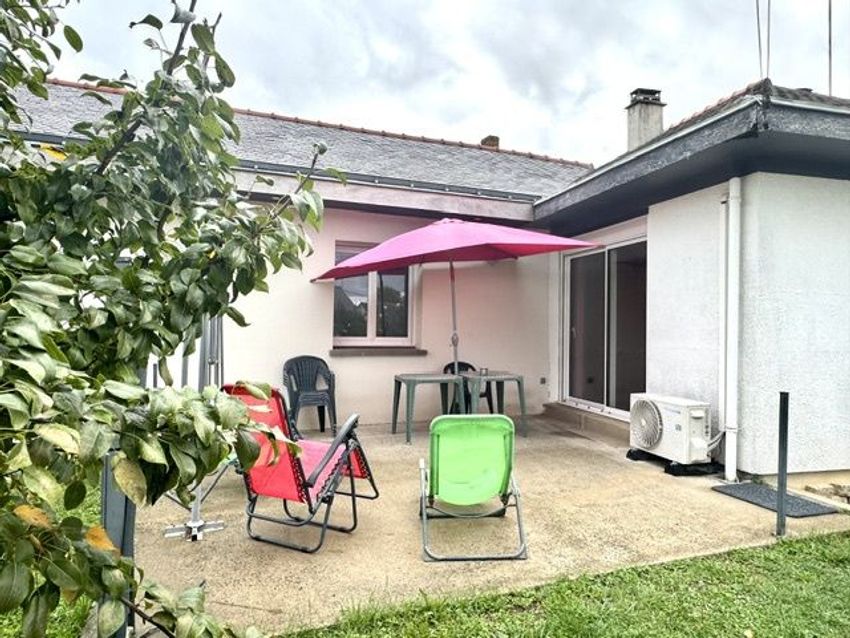 Image Façade à  maison individuelle de Nozay