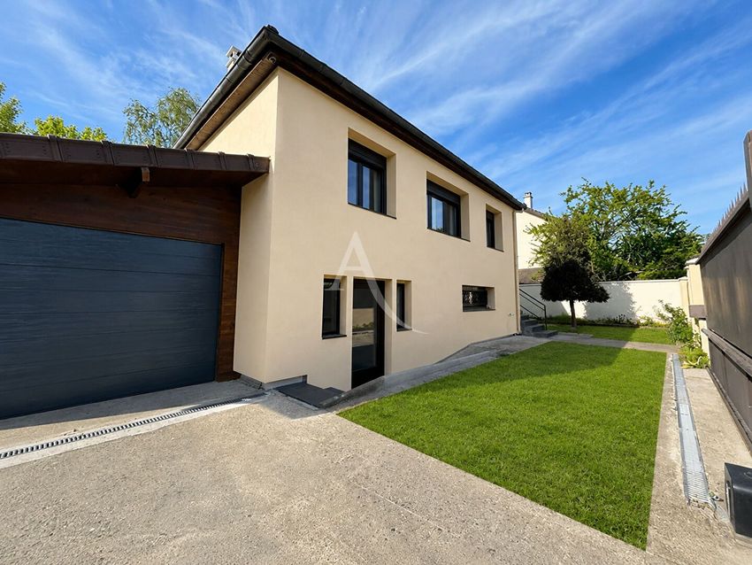 Image Façade à  maison individuelle de Le Plessis-Trévise