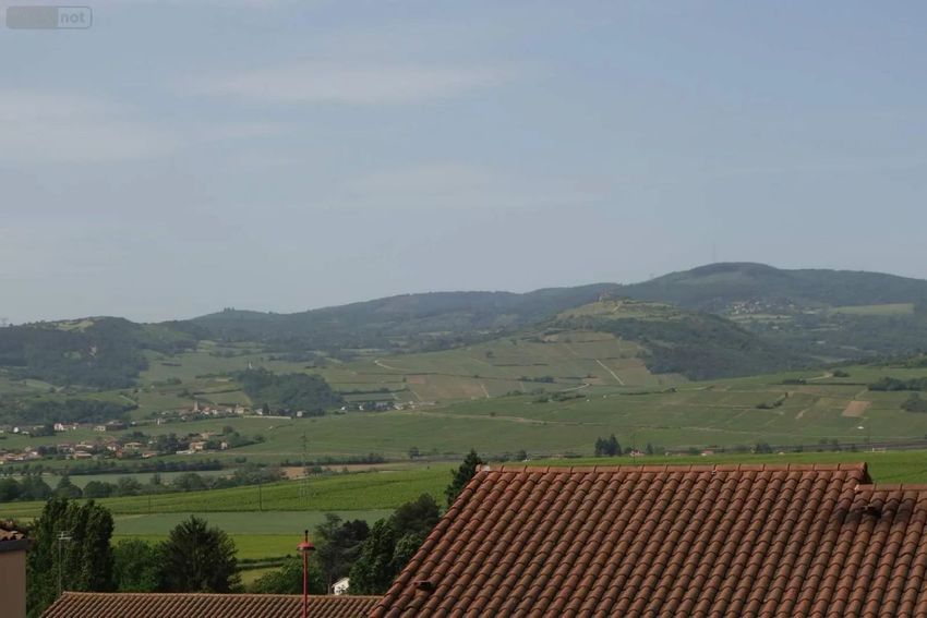 Image Vue à terrain de Chevagny-les-Chevrières
