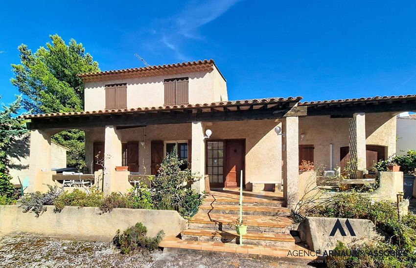 Image Façade à  maison individuelle de Saint-Cyr-sur-Mer