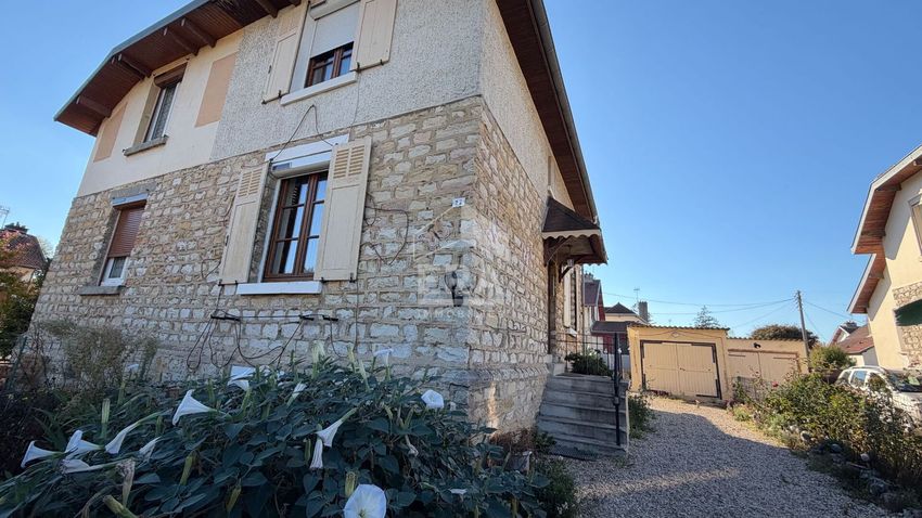 Image Façade à  maison individuelle de Tavaux