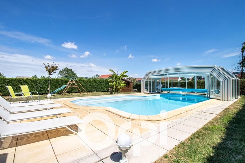Image Piscine à  propriété agricole de Pulnoy