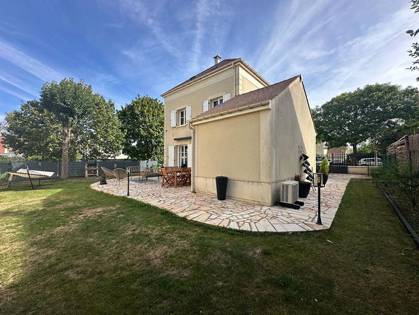 Image Façade à  maison individuelle de Savigny-le-Temple